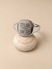 Load image into Gallery viewer, SILVER/GOLD
‘Ulu by Welo RING